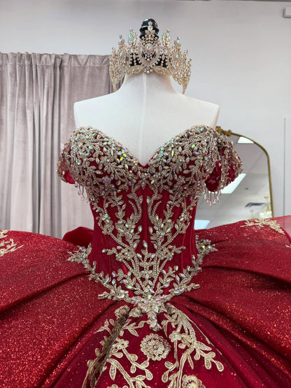 Off Shoulder Red Quinceanera Dresses Tulle Lace Appliqued Sweet 15 Birthday Gown HE1300
