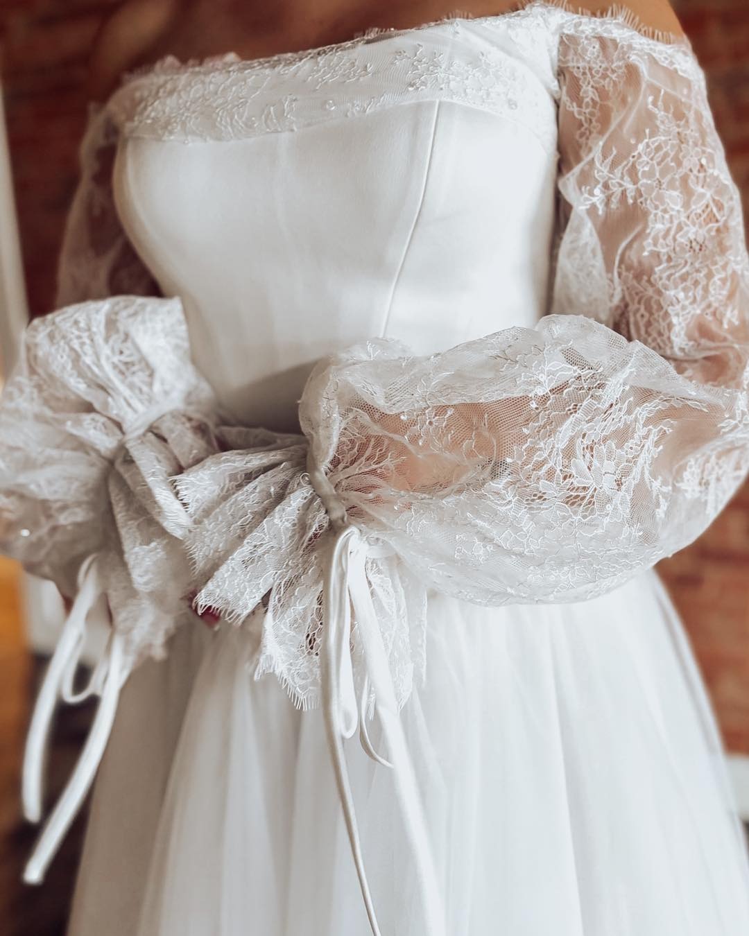 Women's A Line Tulle Wedding Dresses Boho Lace Long Sleeves Wedding Gowns for Bride HE1241