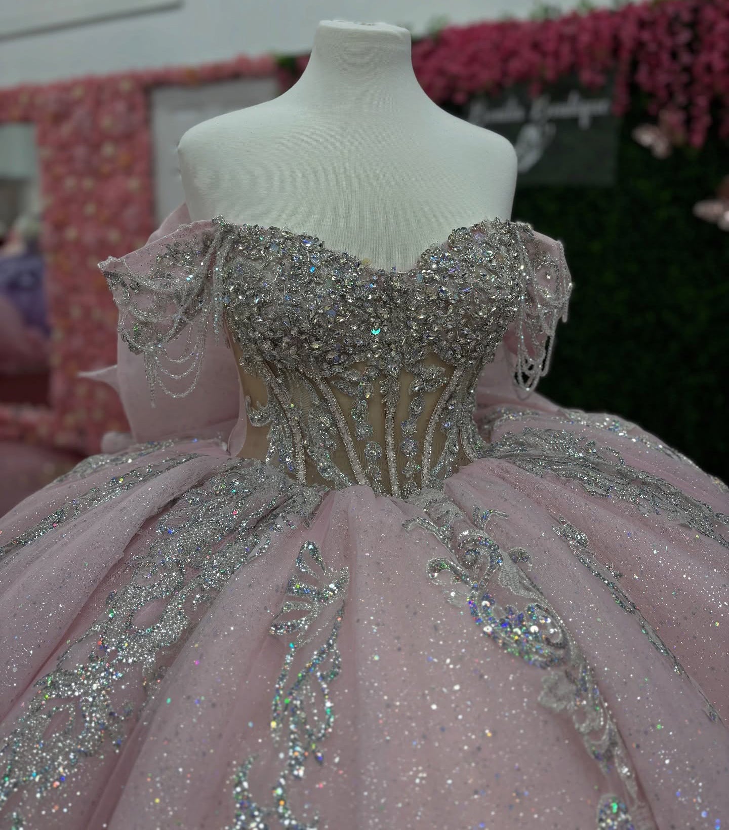 Ball Gown Tulle Crystal Beaded Pink Quinceanera Dresses Princess Sweet 16 Party Gown HE1220