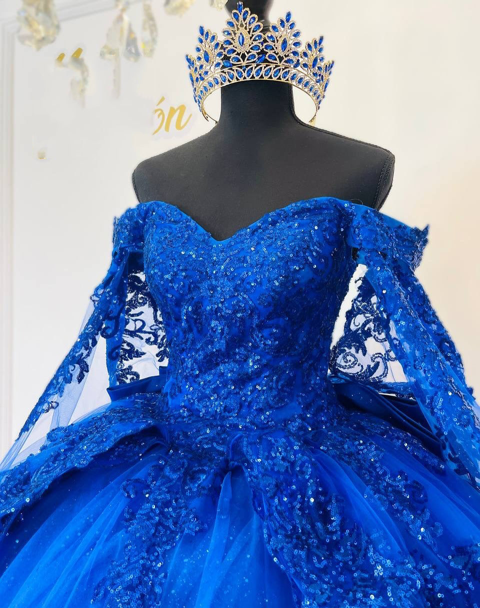 Princess Ball Gown Lace Appliqued Quinceanera Dresses Tulle Sweet 15 Party Gowns HE1386