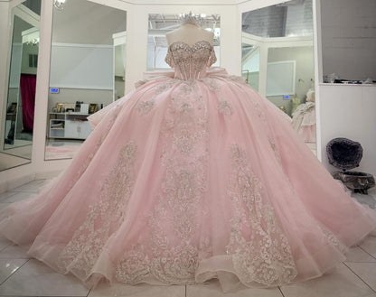 Off Shoulder Pink Quinceanera Dresses Lace Beaded Ball Gown Sweet 16 Party Dress HE1278