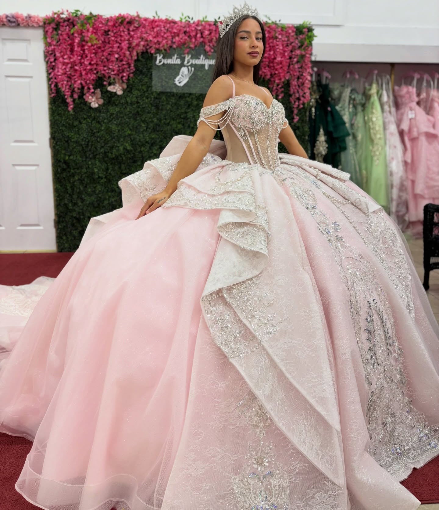 Ball Gown Off Shoulder Lace Beaded Quinceanera Dresses Sweet 15 Party Dress HE1286