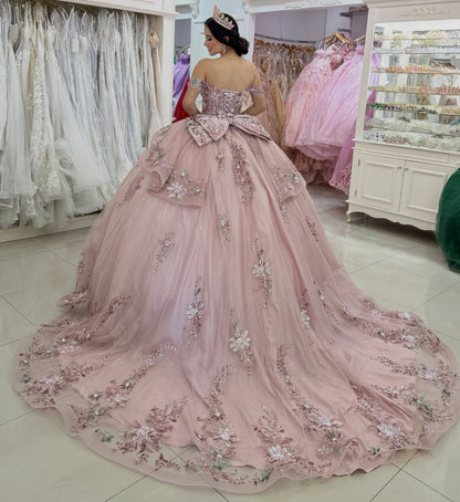 Ball Gown Off Shoulder Sweet 15 Quinceanera Dresses Lace Appliqued Party Gowns HE1402