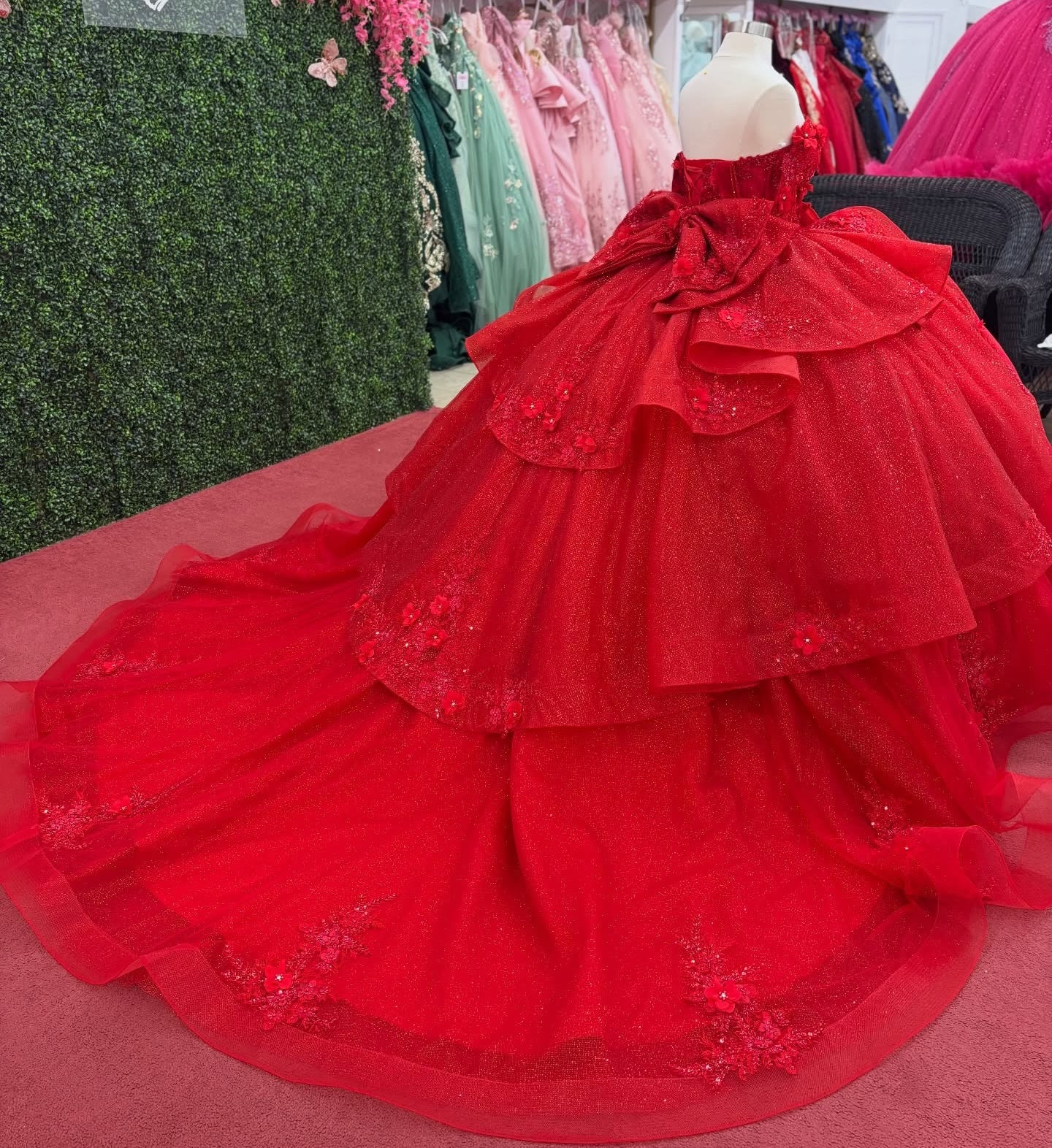 Ball Gown Tulle Lace Beaded Red Quinceanera Dresses Off Shoulder Sweet 15 Party Gown HE1280