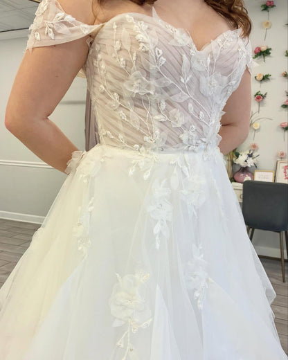 Women's Lace Off Shoulder Boho Wedding Dresses A Line Tulle Wedding Gowns HE1432