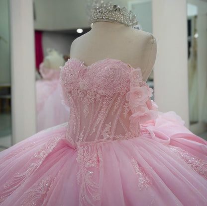 Princess Off Shoulder Pink Quinceanera Dresses Tulle Appliqued Birthday Gowns for Sweet 16 HE1361