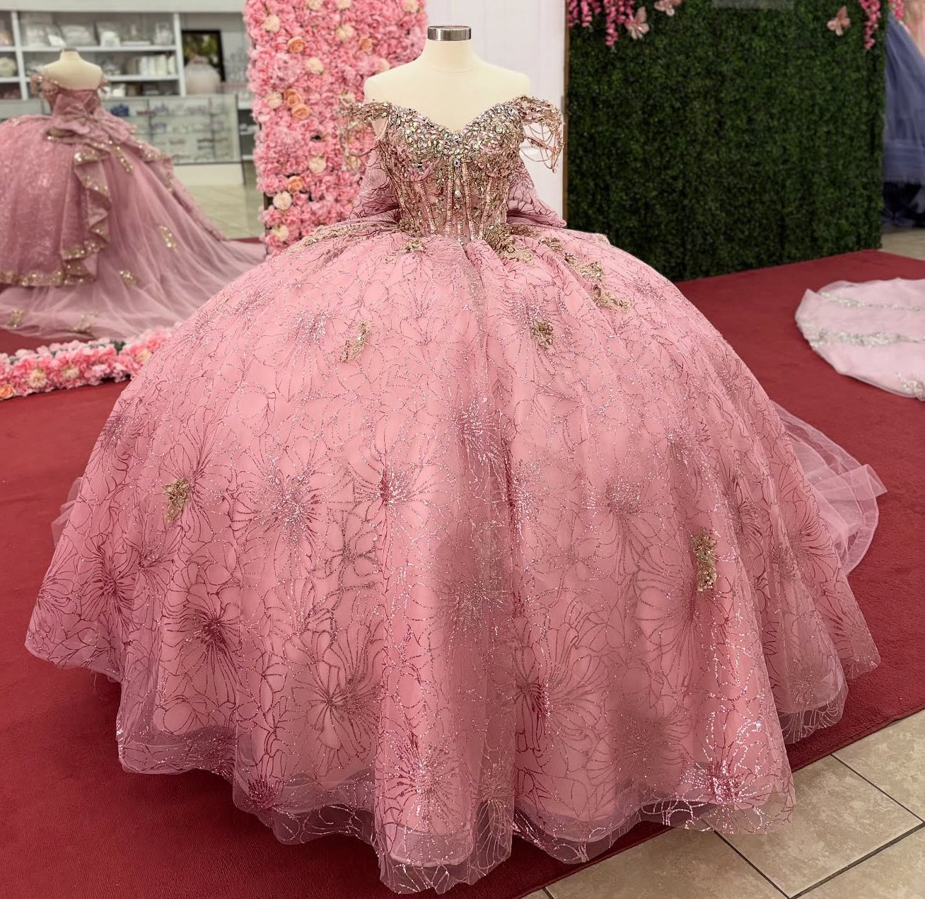 Luxury Lace Crystal Beaded Quinceanera Dresses Off Shoulder Sweet 16 Birthday Party Gowns HE1219