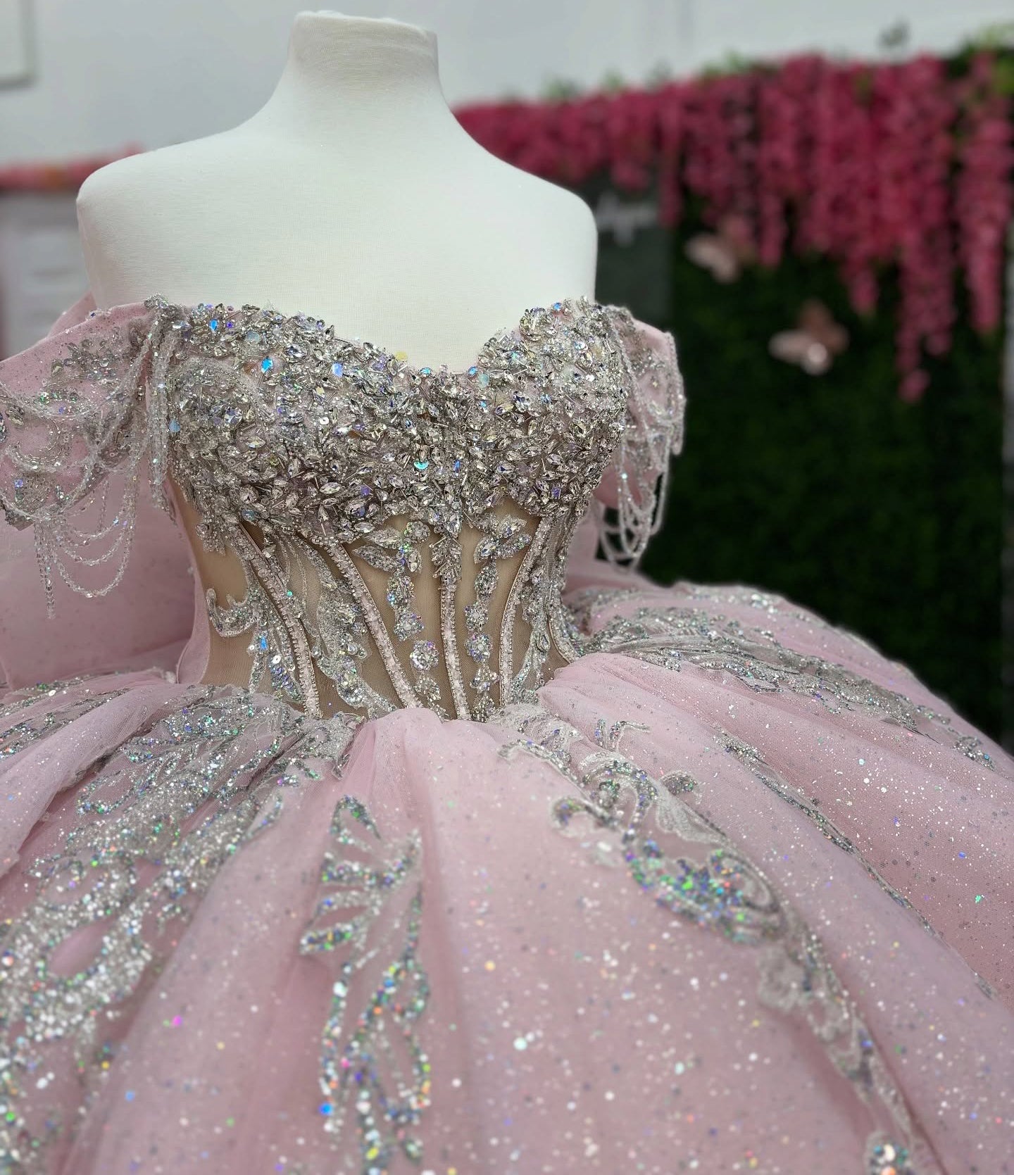 Ball Gown Tulle Crystal Beaded Pink Quinceanera Dresses Princess Sweet 16 Party Gown HE1220