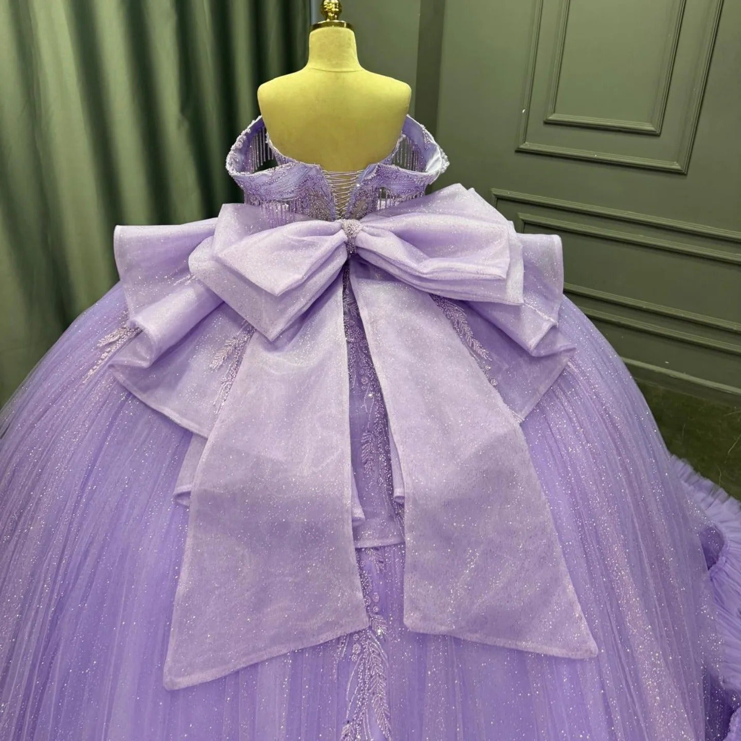 Glittery Tulle Lilac Quinceanera Dresses Appliqued Ruffled Sweet 16 Birthday Gowns HE1363