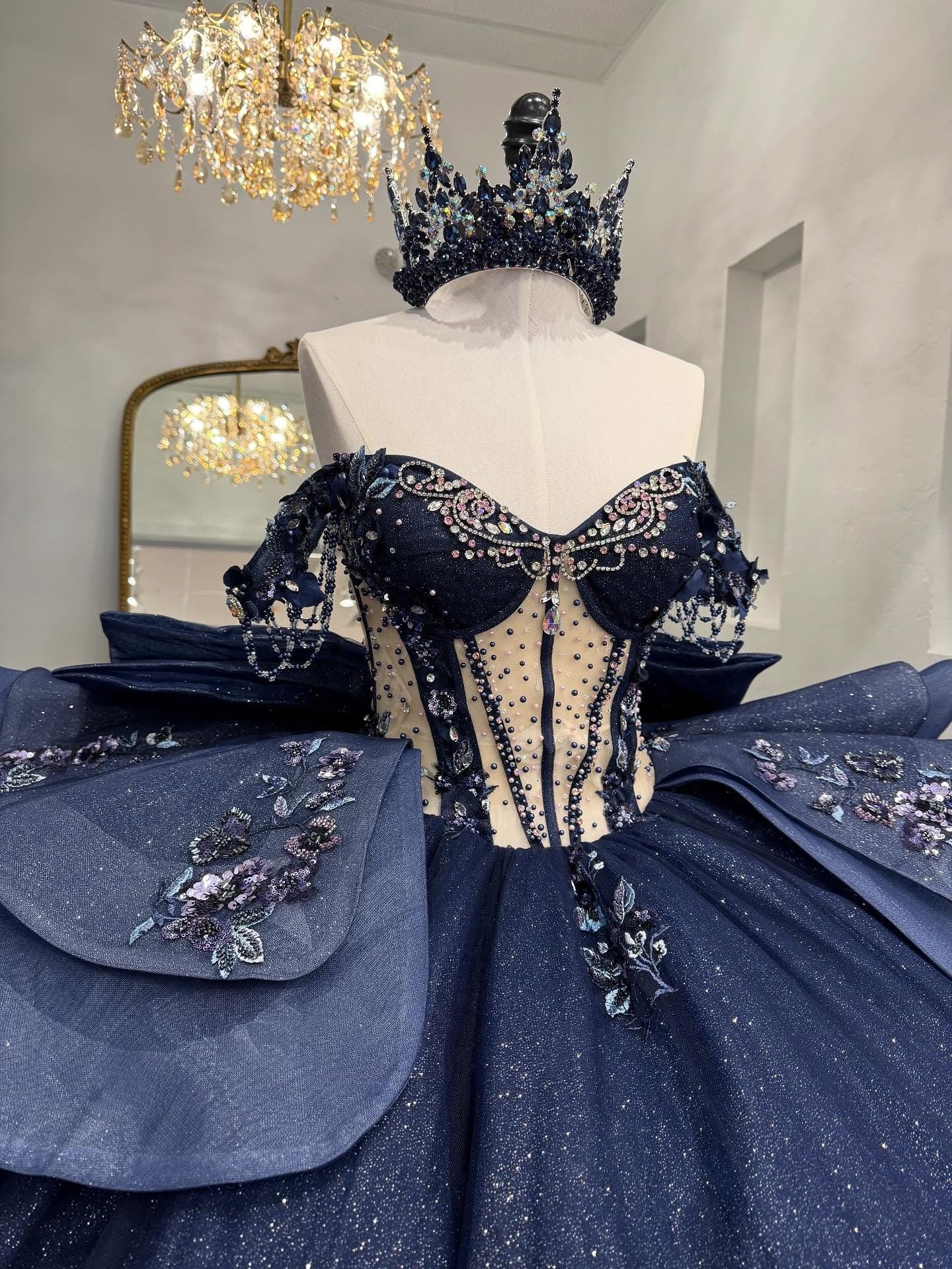 Glittery Tulle Appliqued Quinceanera Dresses Ball Gown Sweet 16 Party Gowns HE1293