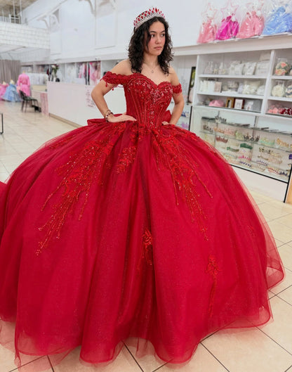Gorgeous Tulle Lace Appliqued Red Quinceanera Dresses Sweet 15 Off Shoulder Party Gowns HE1412