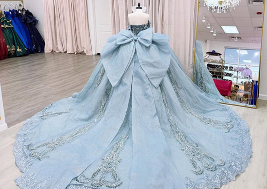 Tulle Lace Appliqued Blue Quinceanera Dresses Sweet 16 Princess Corset Party Gowns HE1292