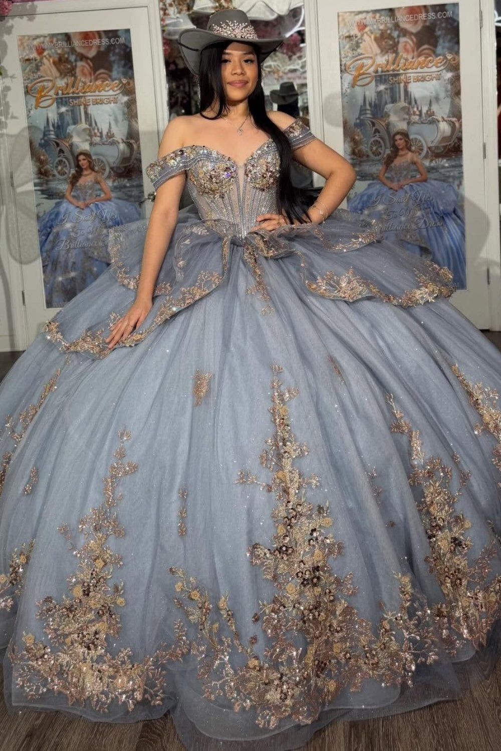 Off Shoulder Lace Appliqued Sweet 15 Quinceanera Dresses Princess Birthday Party Gowns HE1358
