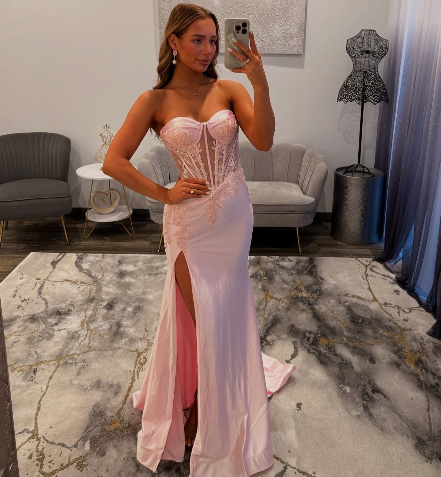 Vestido de noche largo de sirena con un hombro descubierto y lentejuelas brillantes, HE370