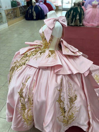 Luxury Satin Crystal Beaded Quinceanera Dresses Sweet 16 Ball Gown Party Dress HE1222