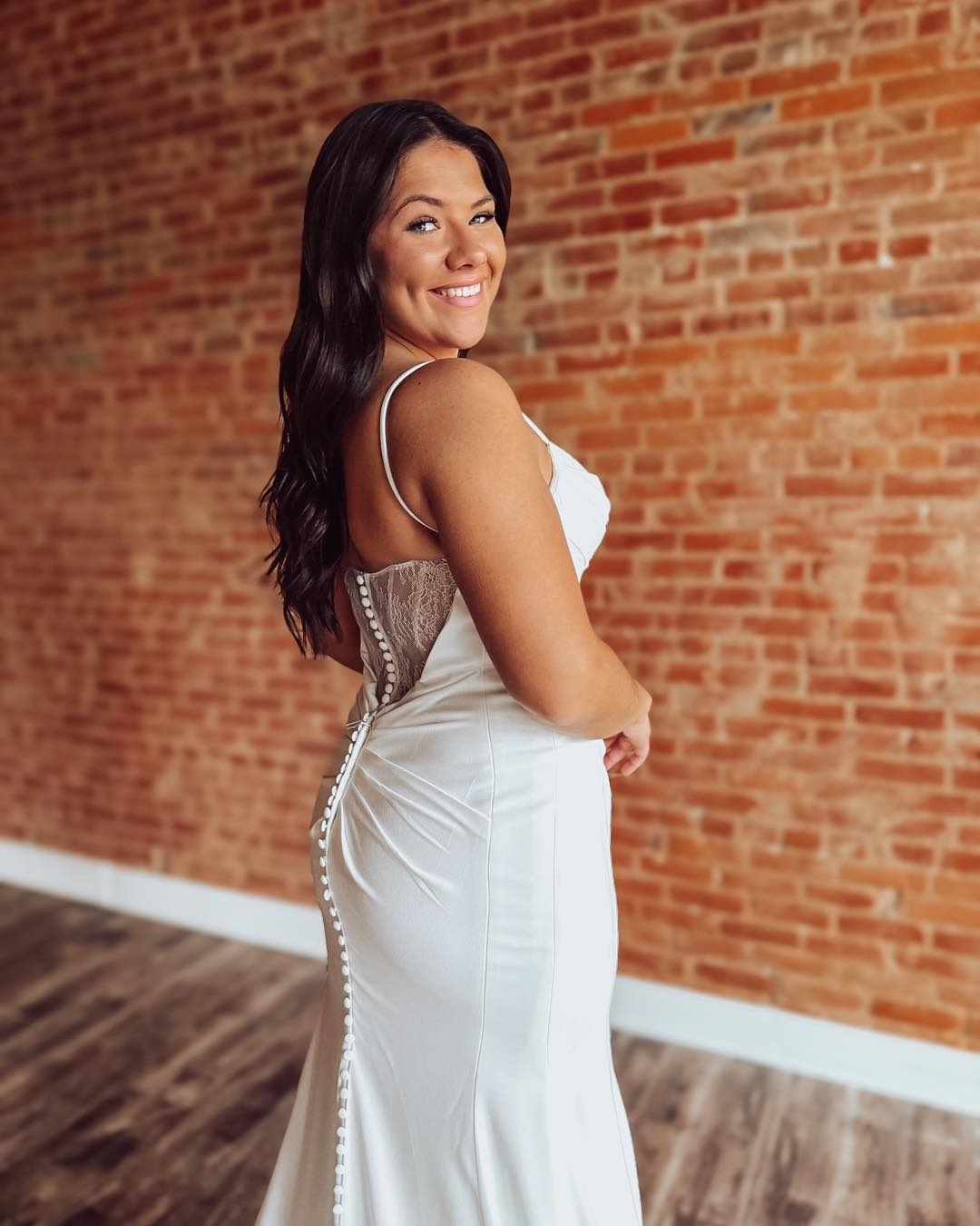 Mermaid Satin Pleated Wedding Dresses for Bride Spaghetti Straps Wedding Gowns HE1234