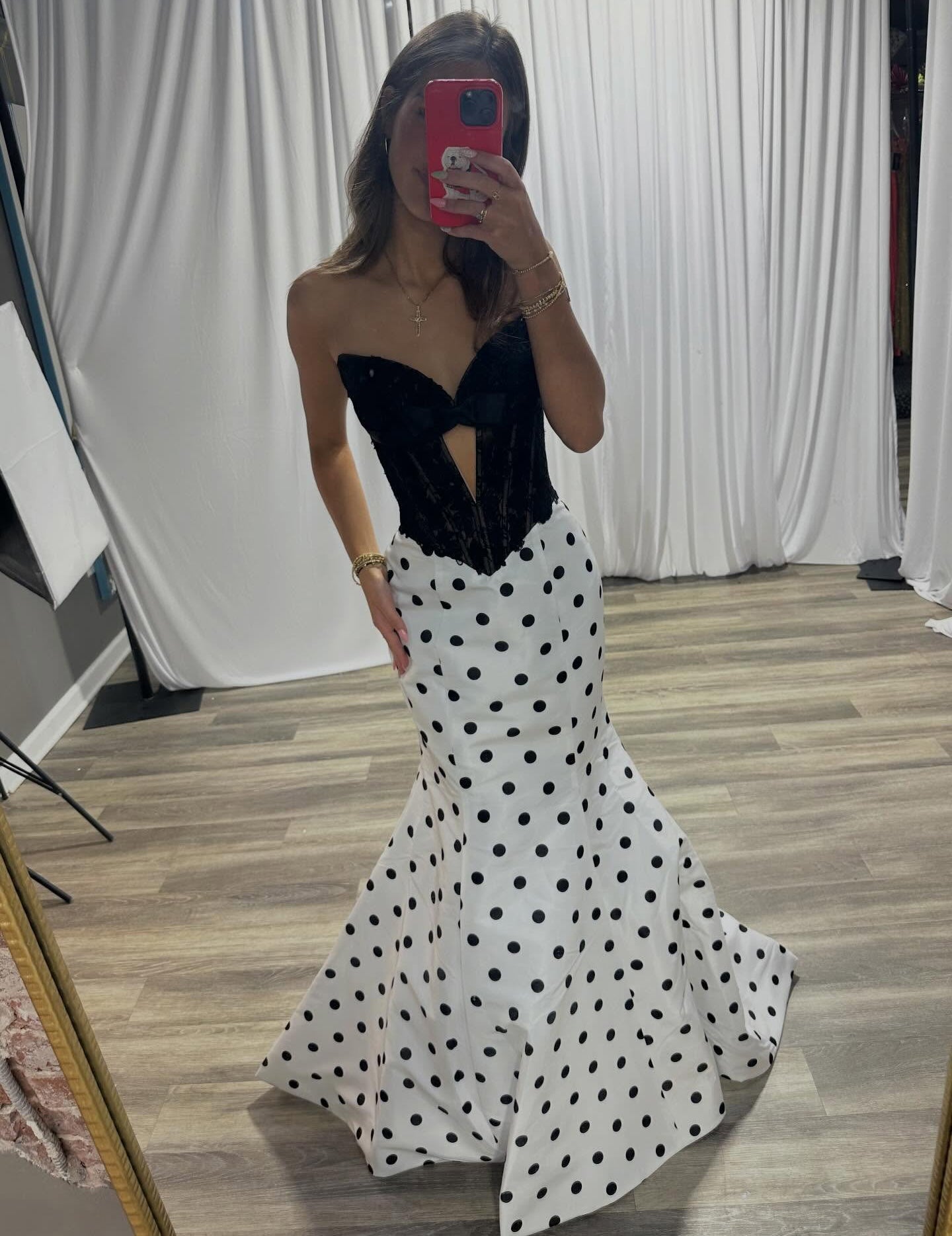 Vestido de noche largo de sirena con un hombro descubierto y lentejuelas brillantes, HE370