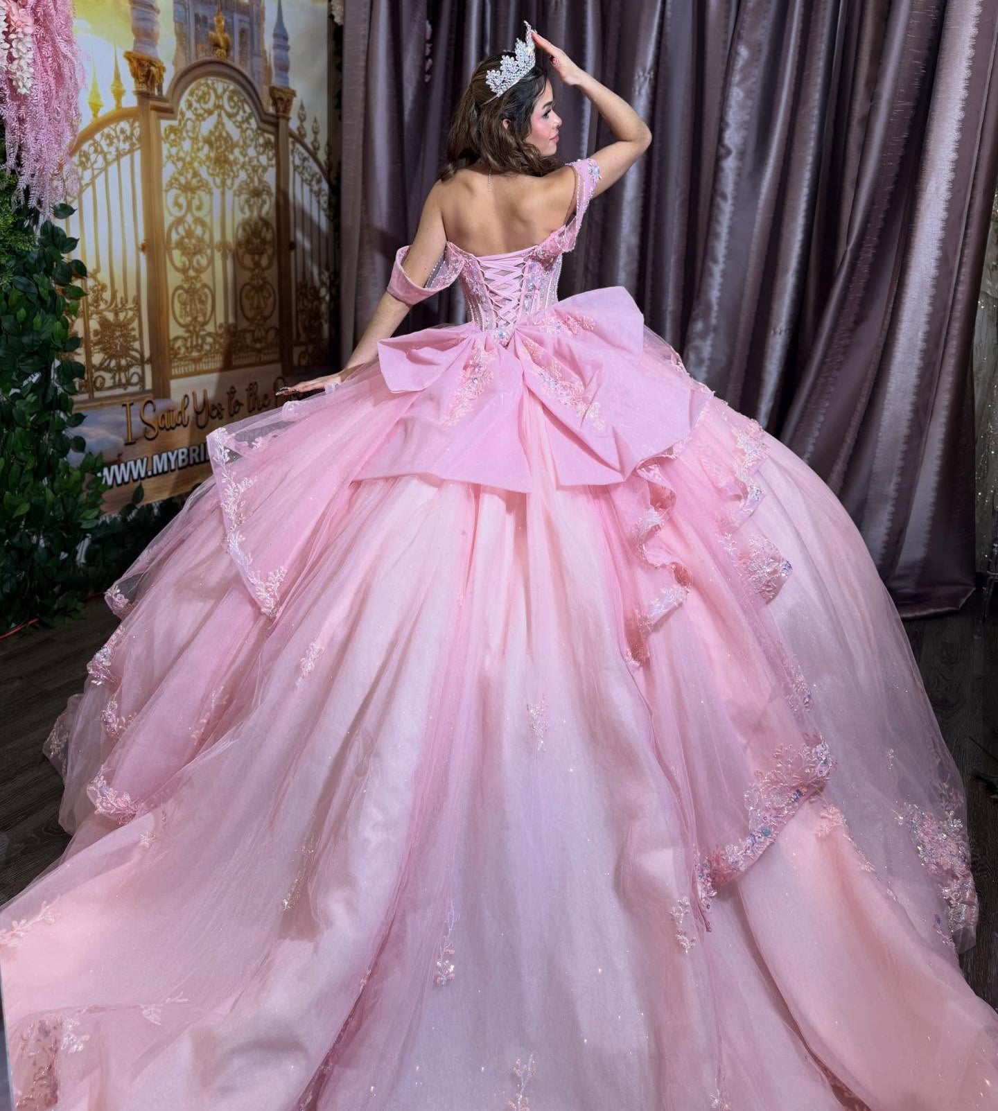 Ball Gown Tulle Lace Pink Quinceanera Dresses Ruffled Corset Sweet 16 Party Gowns HE1349