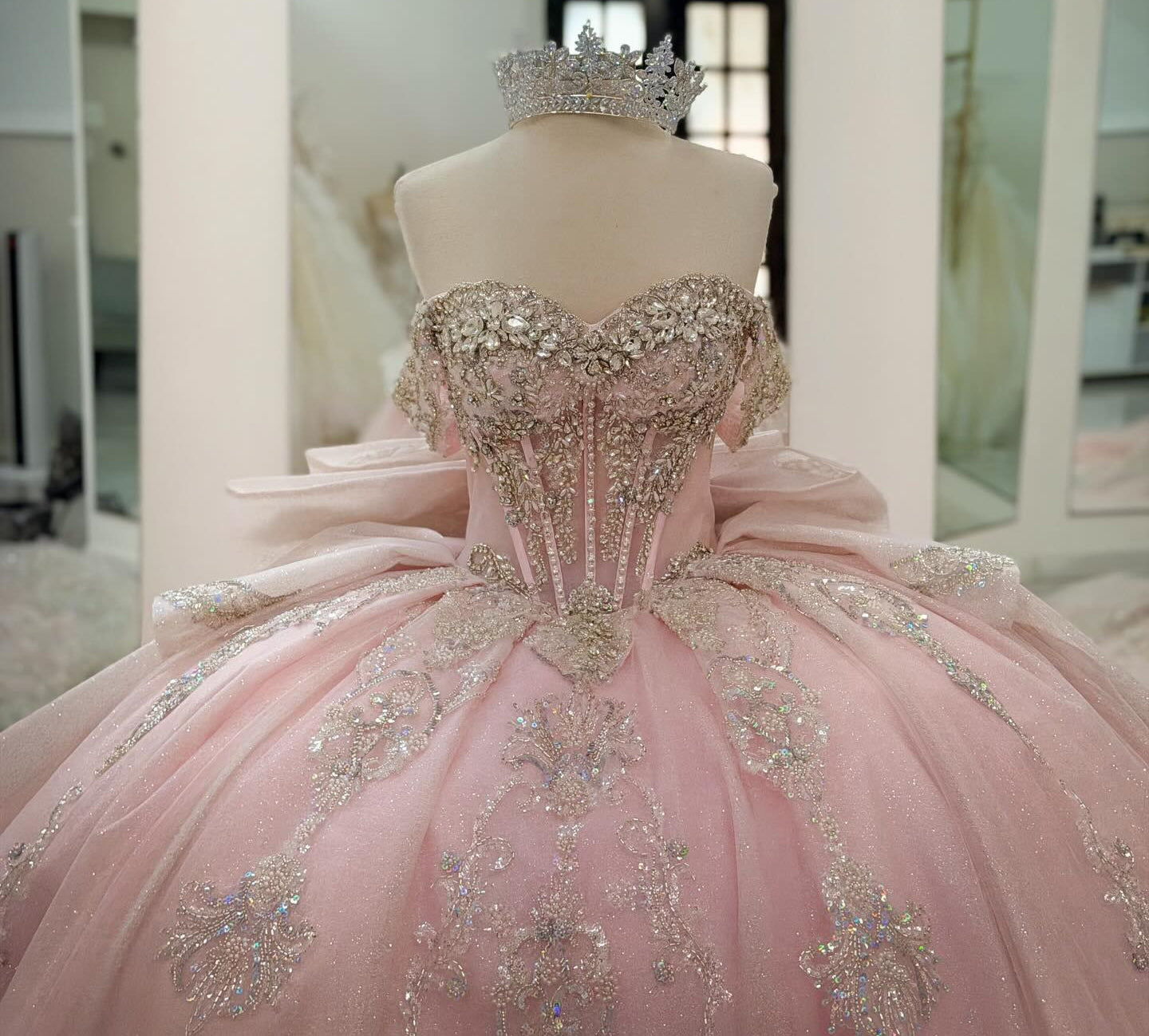 Off Shoulder Pink Quinceanera Dresses Lace Beaded Ball Gown Sweet 16 Party Dress HE1278