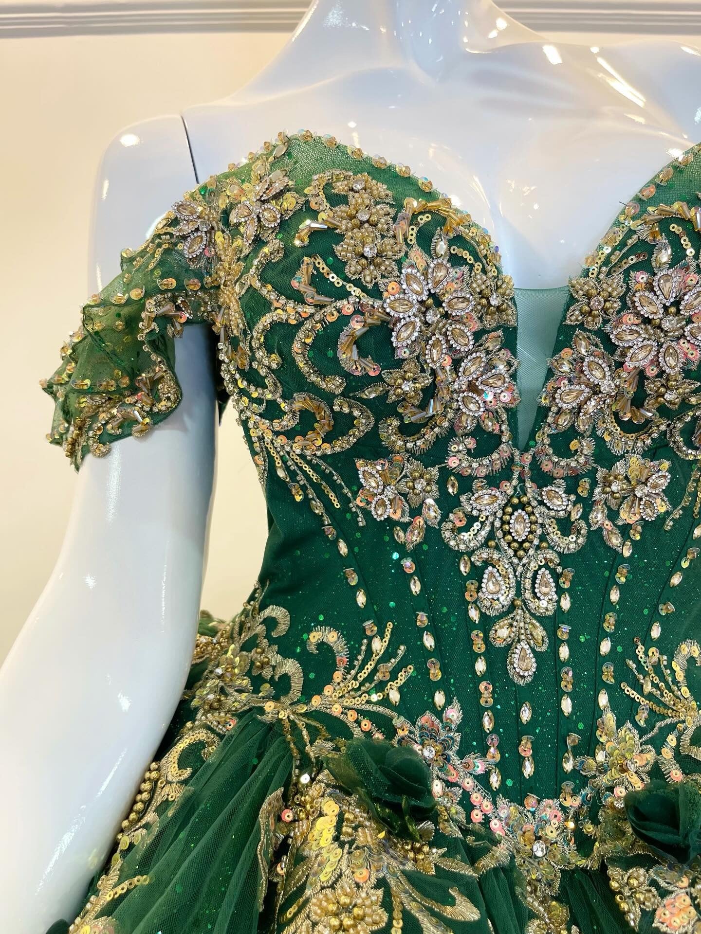 Off Shoulder Green Quinceanera Dresses Princess Ball Gown Sweet 16 Birthday Dresses HE1367