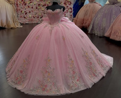 Ball Gown Tulle Lace Appliqued Pink Quinceanera Dresses Sweetheart Birthday Party Gowns HE1366