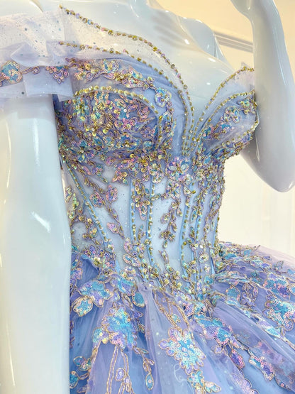 Off Shoulder Tulle Lace Appliqued Quinceanera Dresses Sweet 15 Princess Party Gowns HE1384