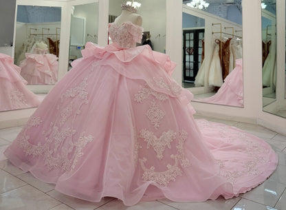 Ball Gown Lace Appliqued Pink Quinceanera Dresses Sweet 15 Off Shoulder Party Gown HE1397