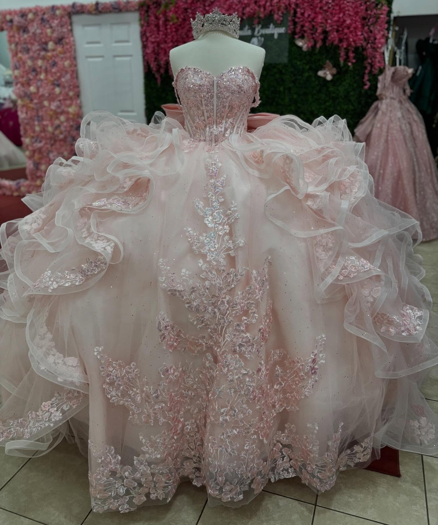 Ball Gown Tulle Tiered Pink Quinceanera Dresses Lace Appliqued Sweet 15 Party Gown HE1390