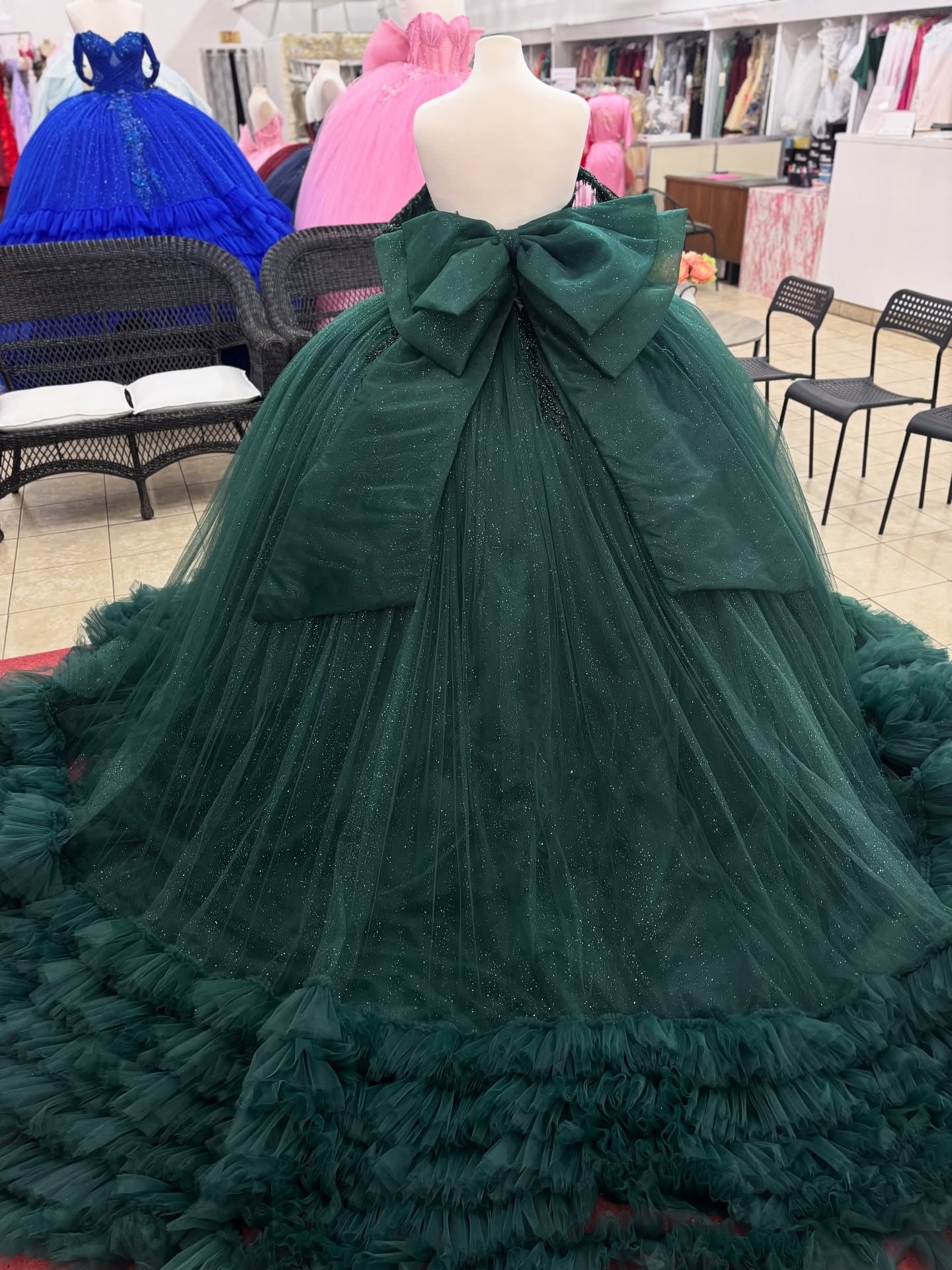 Off Shoulder Ball Gown Green Quinceanera Dresses Tulle Ruffled Party Dress for Sweet 16 HE1223
