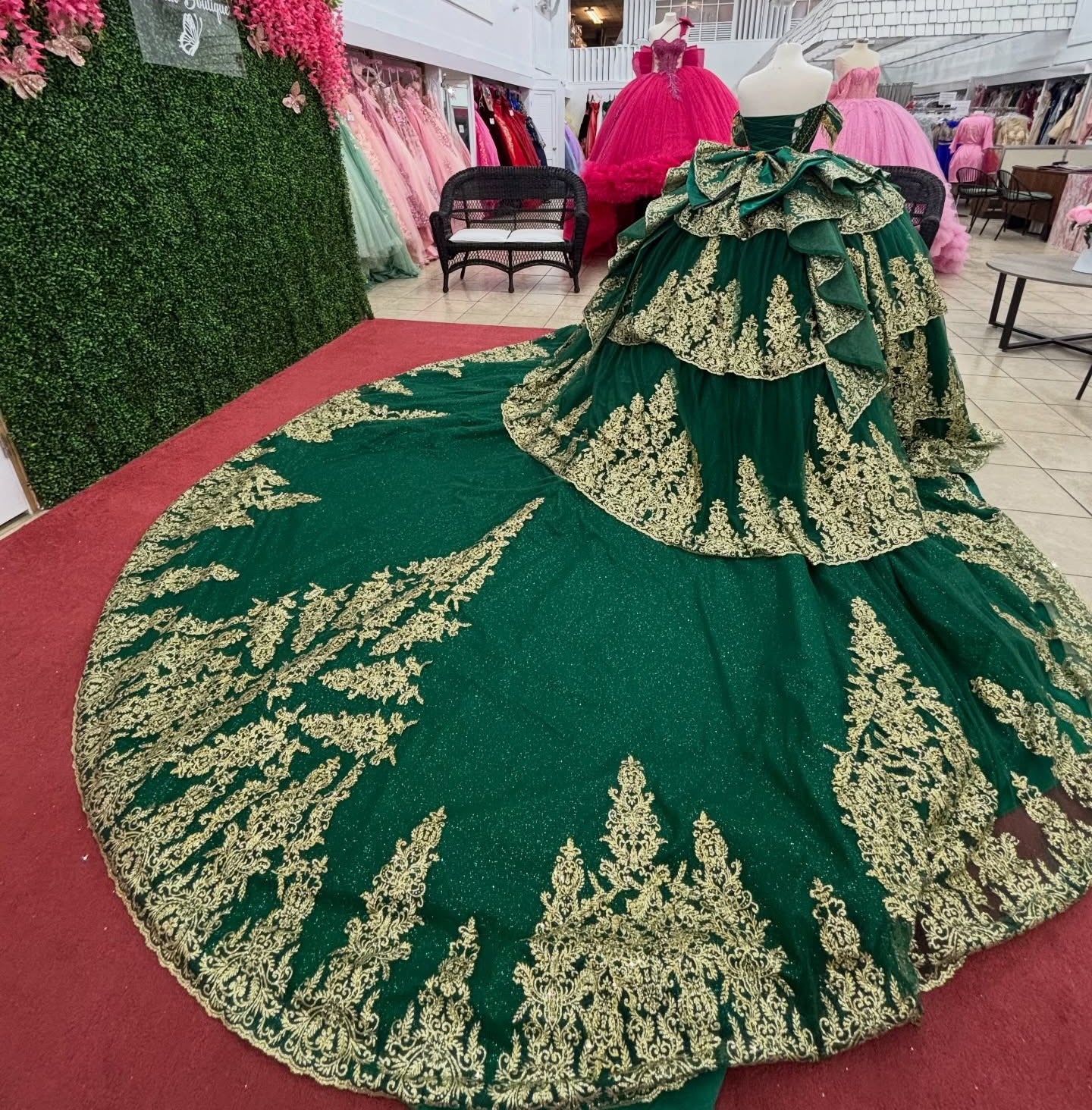 Off Shoulder Lace Appliqued Ruffled Quinceanera Dresses Green Sweet 16 Party Gowns HE1257
