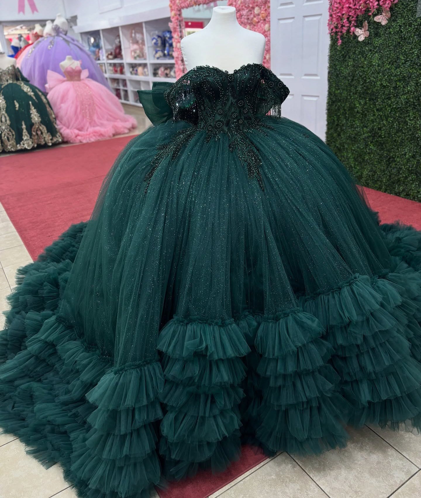 Off Shoulder Ball Gown Green Quinceanera Dresses Tulle Ruffled Party Dress for Sweet 16 HE1223