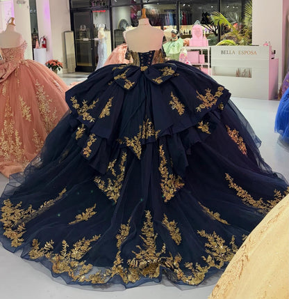 Off Shoulder Princess Quinceanera Dresses Tulle Lace Appliqued Sweet 15 Party Dress HE1258