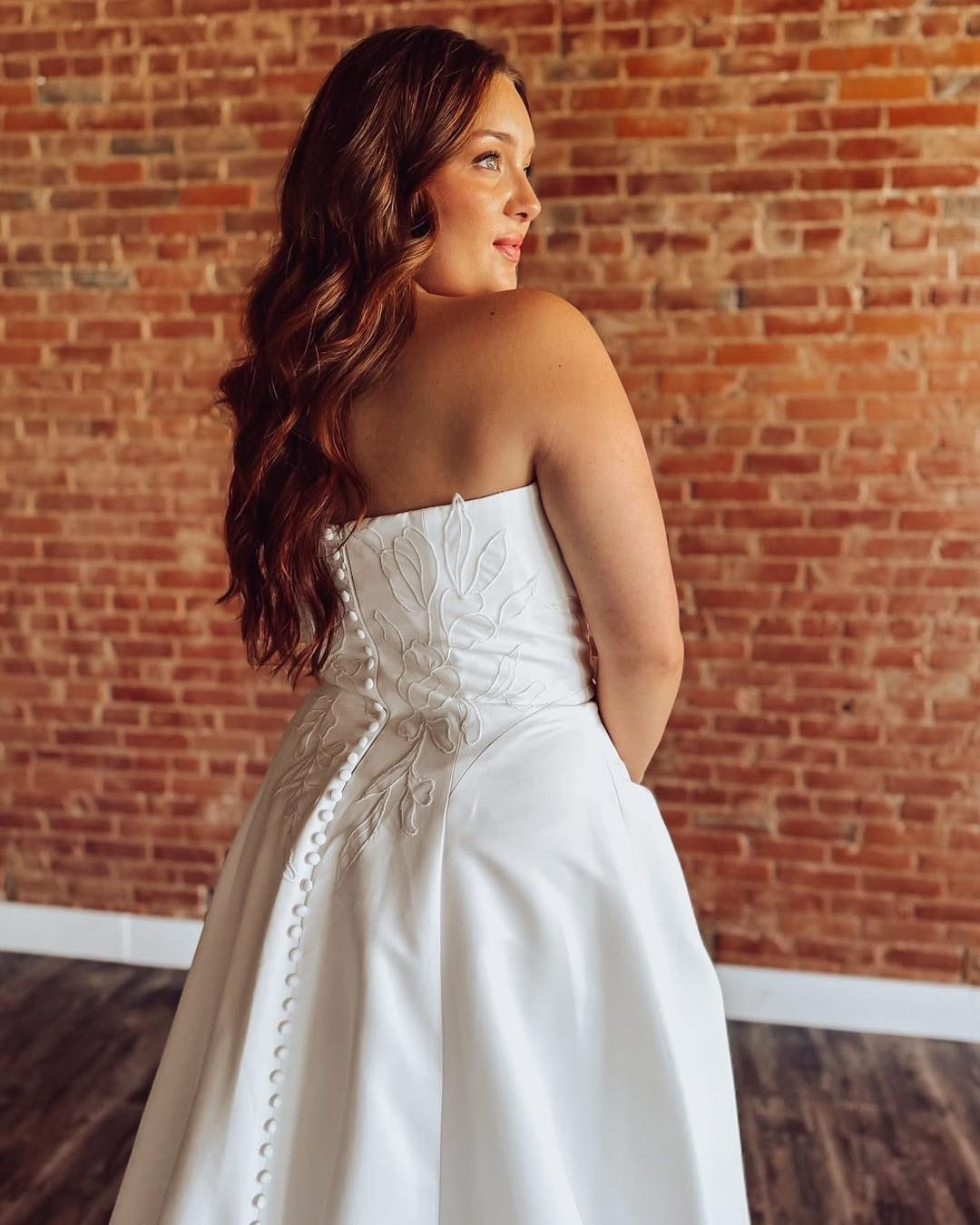 A Line Wedding Dresses for Bride Satin Lace Boho Wedding Gowns Strapless Bridal Dress HE1427