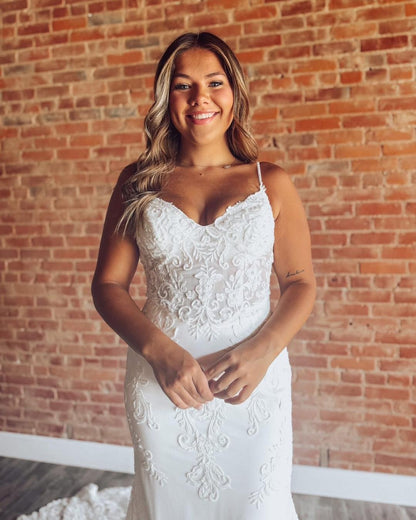 Women's Satin Lace Appliqued Wedding Dresses for Bride V Neck Wedding Gowns HE1424