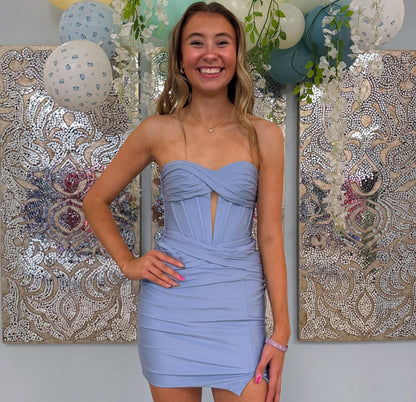 Sweetheart Satin Sheath Keyhole Strapless Homecoming Dress Short for Junior HE1491
