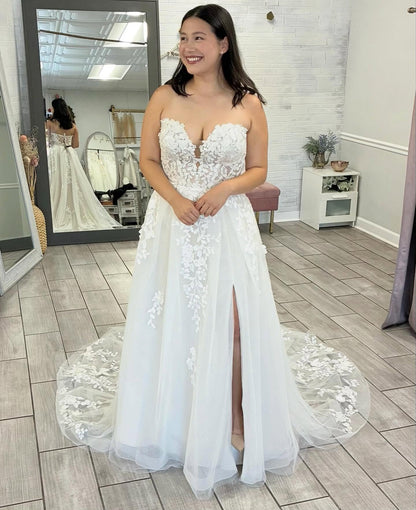 Strapless A Line Beach Lace Wedding Dresses Tulle Boho Wedding Gowns for Women HE1449